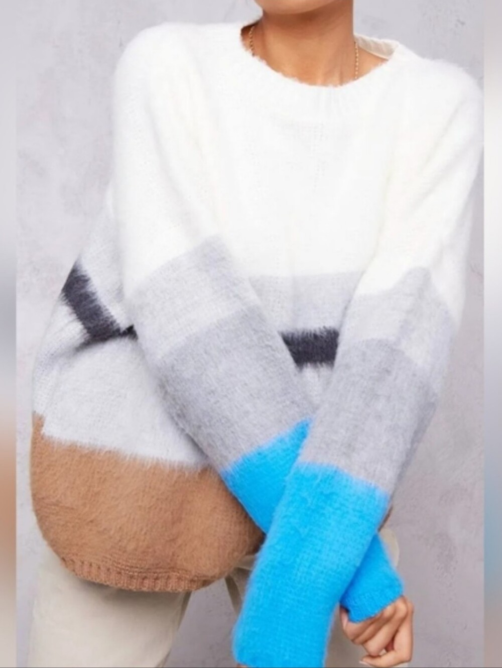 PrettyLittleThing Colourblock Crewneck Fuzzy Oversized Sweater Size M